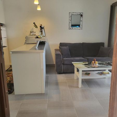 Bel Appartement A 300 Metres De La Plage +Parking Valras-Plage Eksteriør billede