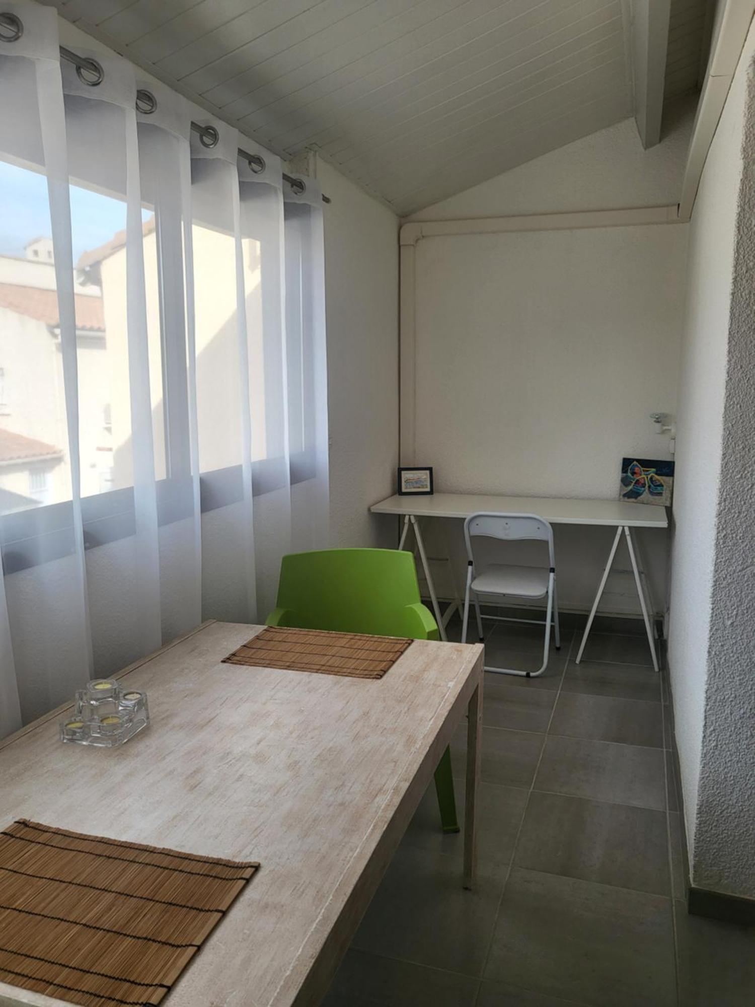 Bel Appartement A 300 Metres De La Plage +Parking Valras-Plage Eksteriør billede